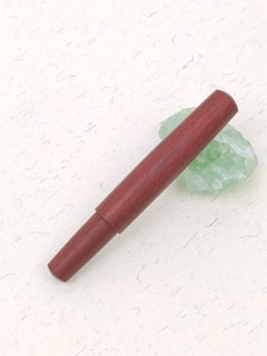 SIMEICHU XZ261307 Red Sandalwood Fountain Pen detail 5