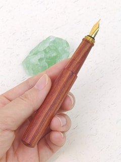 SIMEICHU XZ261305 Red Sandalwood Fountain Pen detail 3